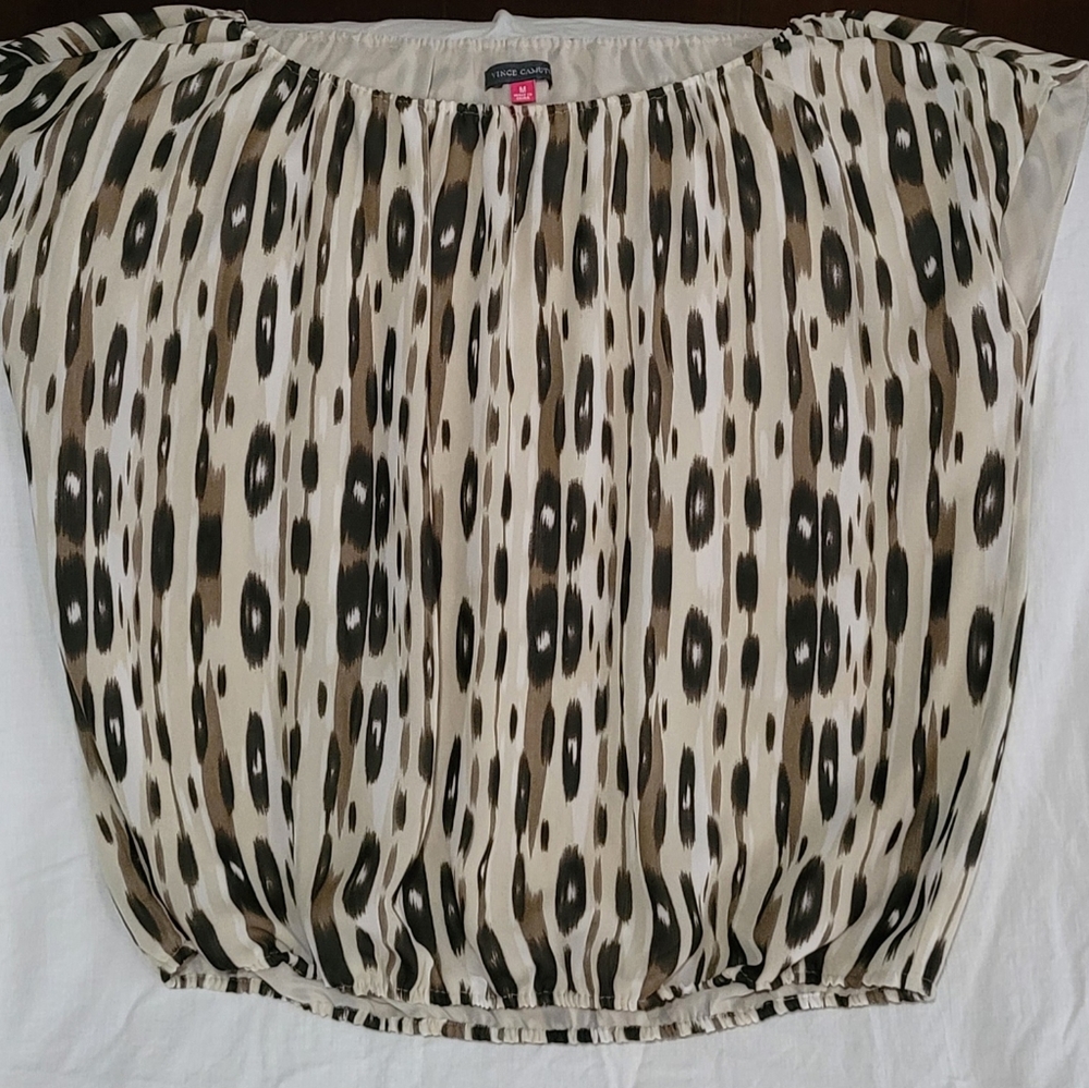 NWOT Vince Camuto Women's medium top sleeveless with elastic neckline & waist
